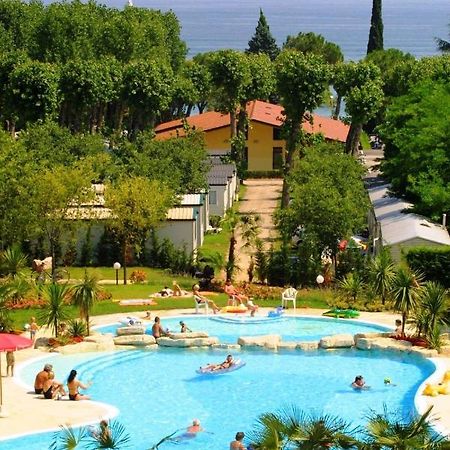 Apartments In Peschiera Del Garda 22099 Eksteriør billede