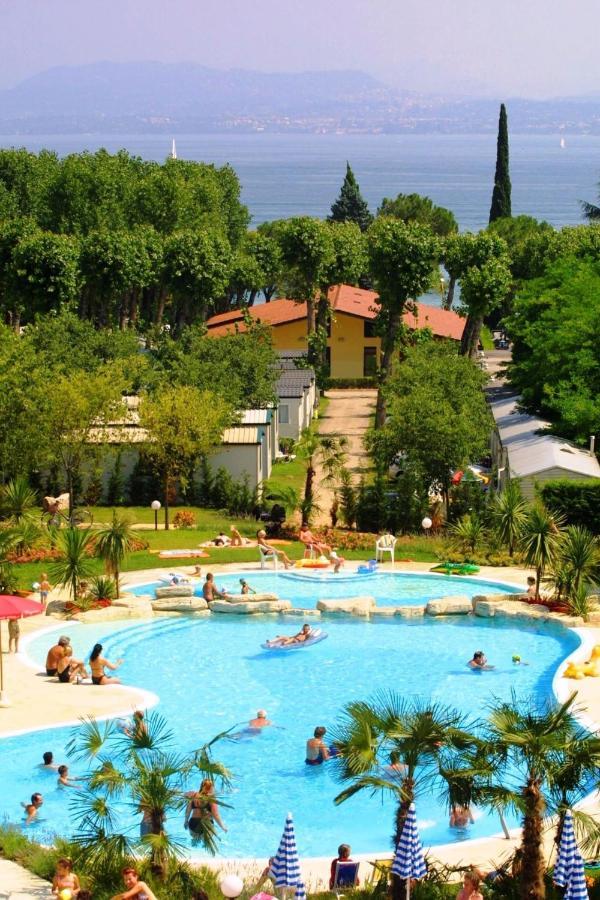 Apartments In Peschiera Del Garda 22099 Eksteriør billede