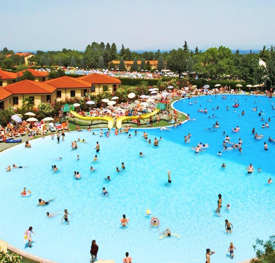 Apartments In Peschiera Del Garda 22099 Eksteriør billede